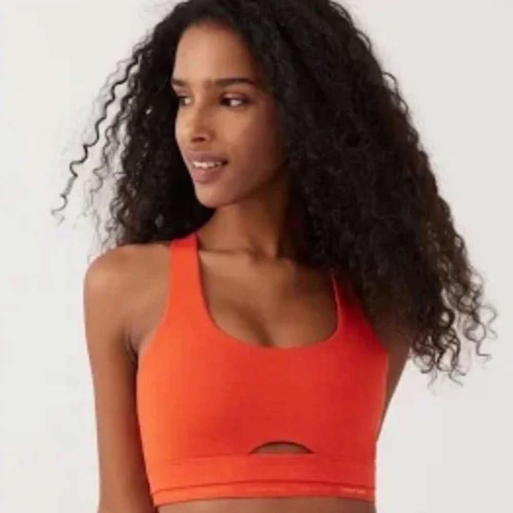 OUTDOOR VOICES TechSweat Thrive Sports Bra, Orange, Size M